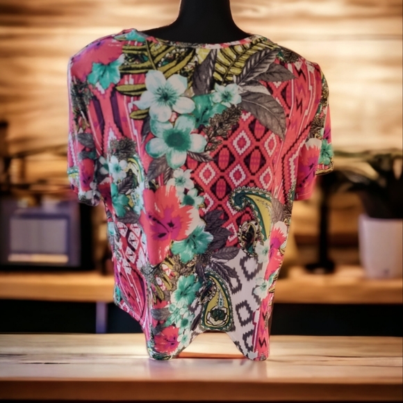 Erin Blair Abstract Floral Top With Unique Cut-out Neckline - Picture 2 of 7